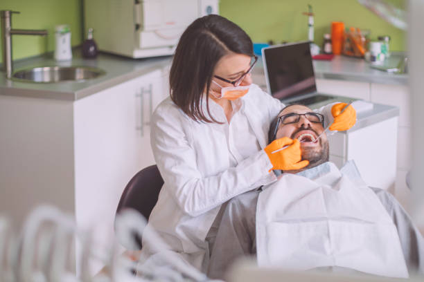 Best Cracked Tooth Emergency Dentist  in Norris City, IL